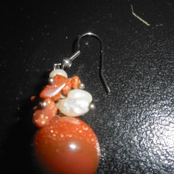 EARRINGS - 1 pair - dangle bead - fish hook ear wire - Picture 2 of 8